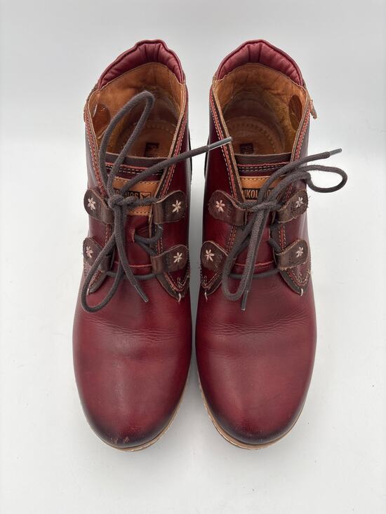PIKOLINOS Shoes - Women’s Pikolinos Size 9.5 Cherry Red Wedged Ankle Boots